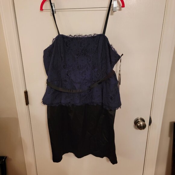 NWT Kate Young Black & Navy Lace Cocktail Peplum Dress Size 16 - Picture 2 of 6